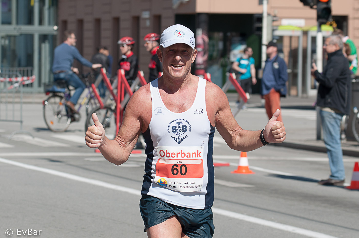 Eva Bartosch – Linz Marathon 4/2017